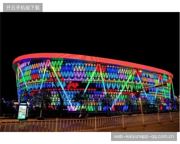 自行车夜游路线拍成短片吸粉无数，城市IP崛起